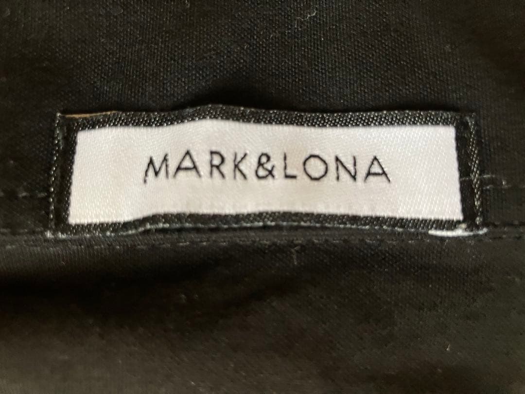 MARK&LONA ハーフジップ バックデザインシャツ 大きいサイズ　黒