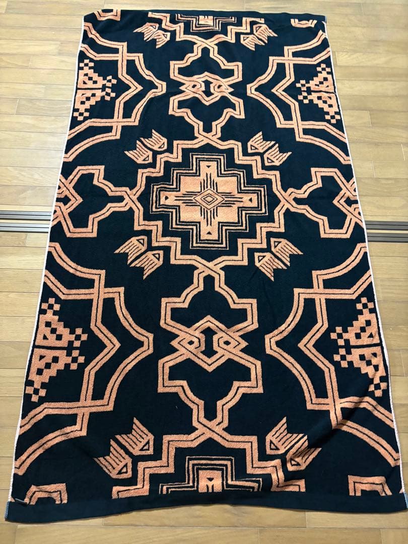 オールドマウンテン　KAKEMONO 夏　キャメル