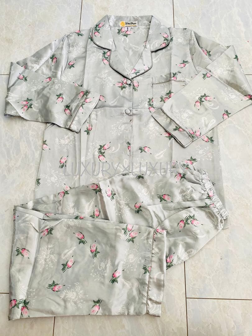 レディースL絹100%メンズネイビーXXLシルクパジャマ上下セットルームウエア