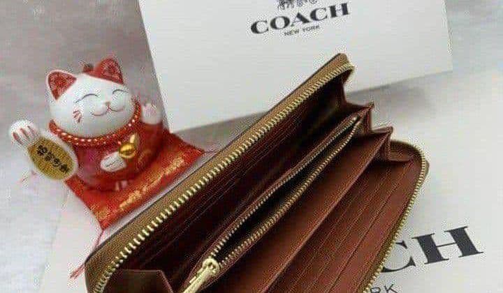 新品未使用コーチ長財布スヌーピー柄ストラップブラウンレディースメンズ送料無料