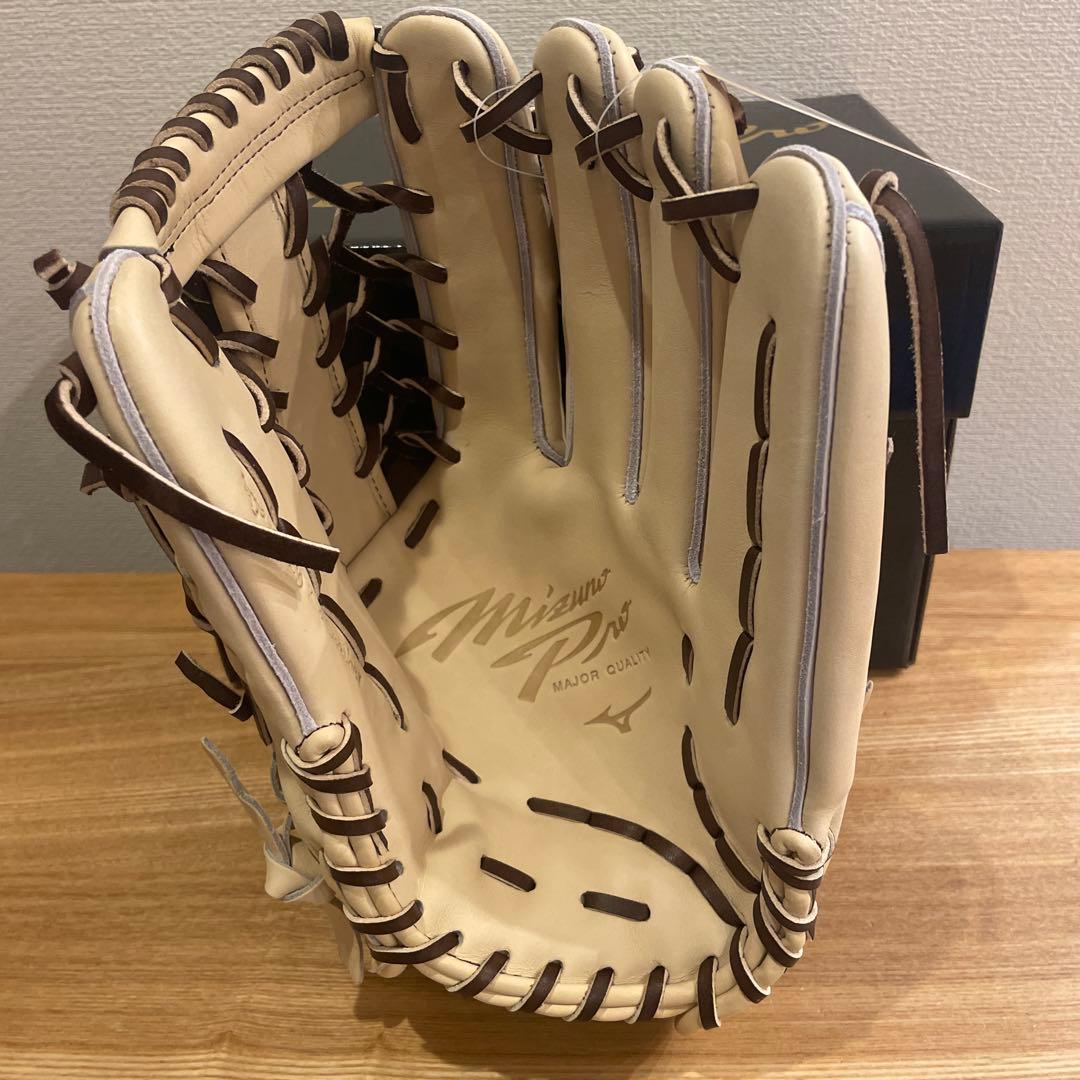 ミズノプロ　硬式用　外野　グローブ　グラブ　定価69,300円　高校野球対応