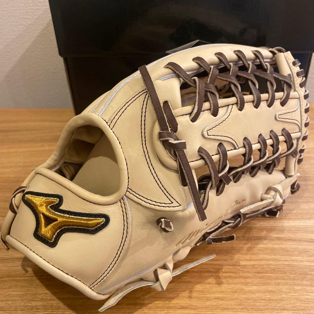 ミズノプロ　硬式用　外野　グローブ　グラブ　定価69,300円　高校野球対応