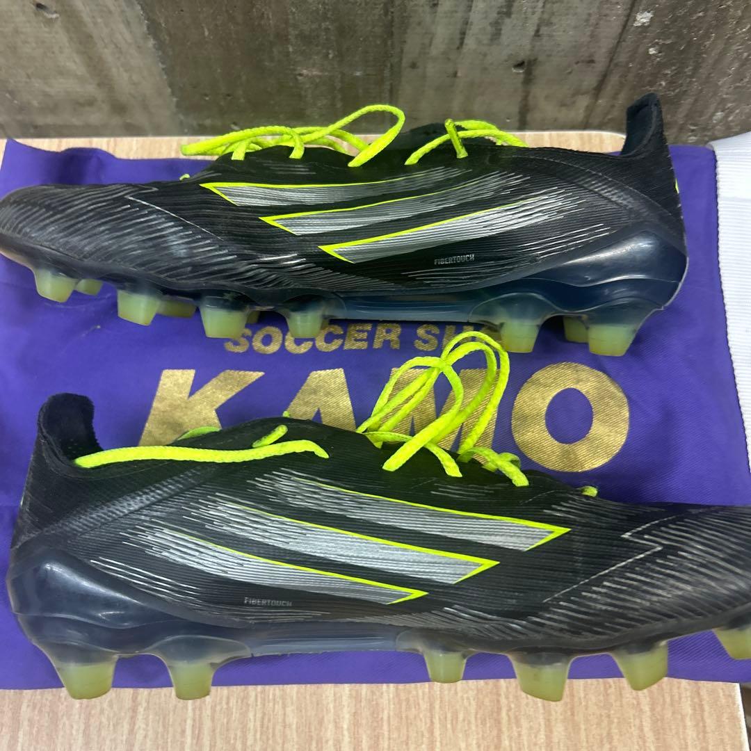 F50 ELITE HG/AG ジャパン / 土・人工芝用