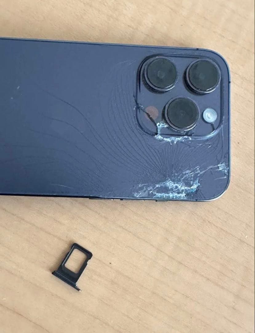 iPhone 14 Pro バックパネル筐体 パープル系 ジャンク 部品取り用