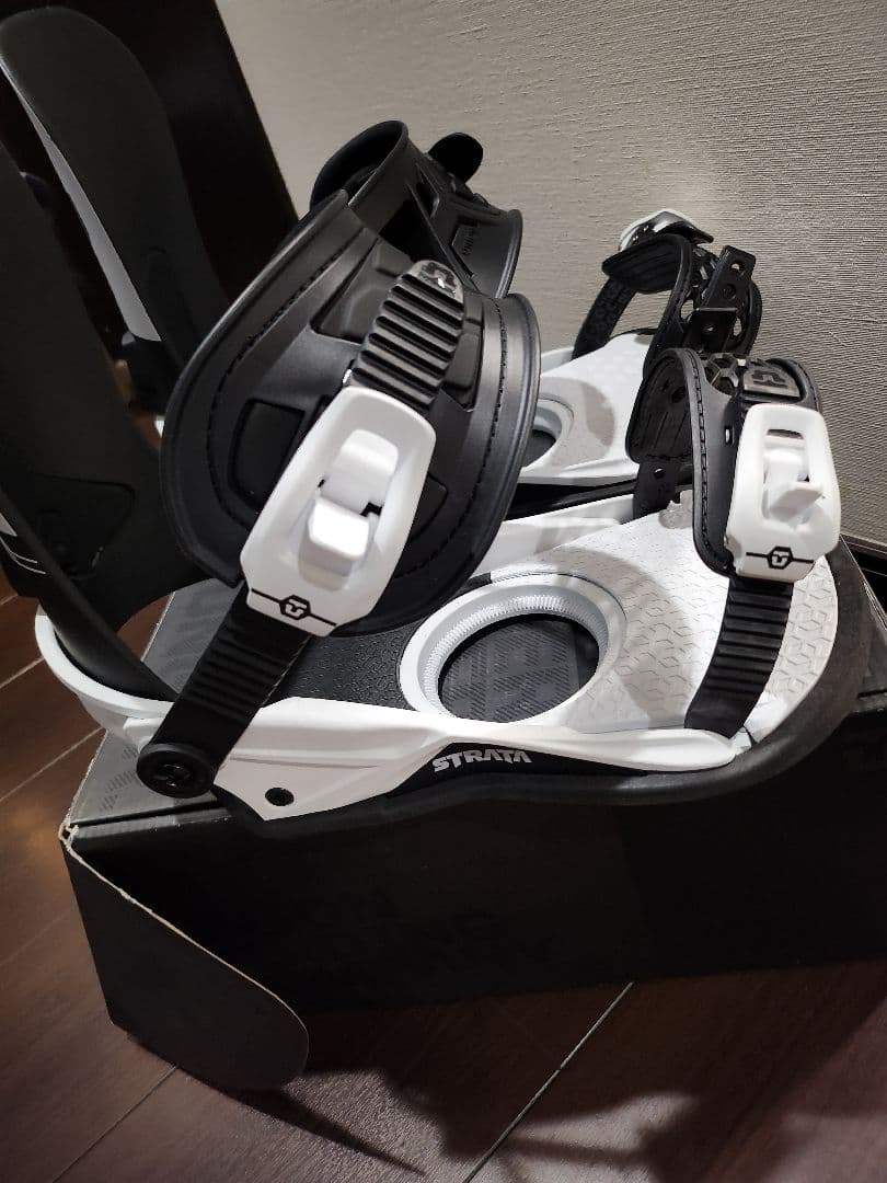 UNIONバインディング、ストラータMサイズカスタム