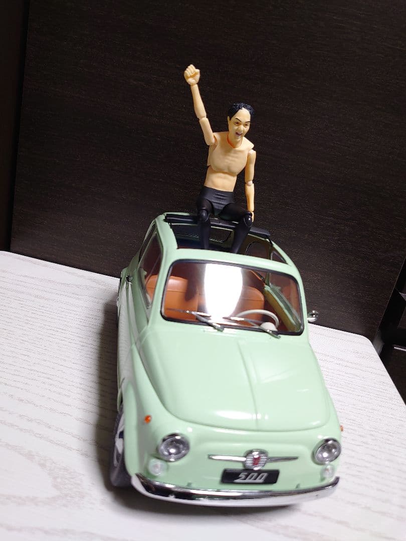 KK-Scale 1/12 フィアット 500 ダイキャスト フィギュア - メルカリ