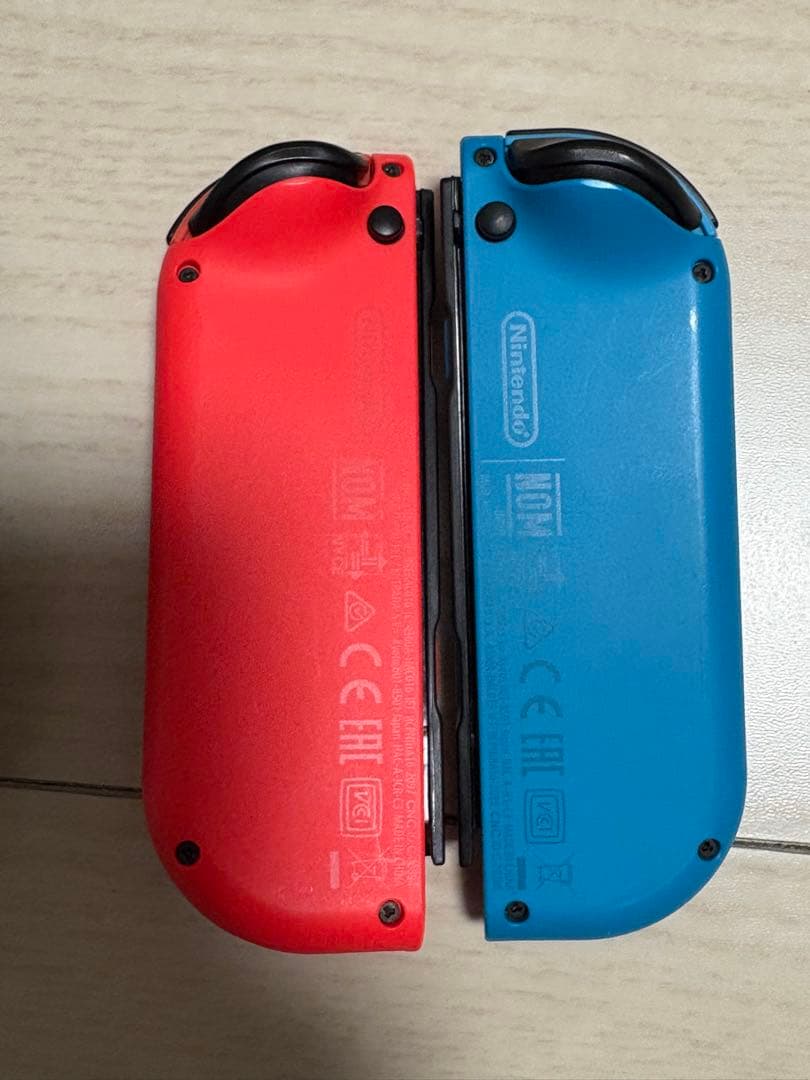Nintendo Switch 本体 ネオンブルー/レッド　箱あり