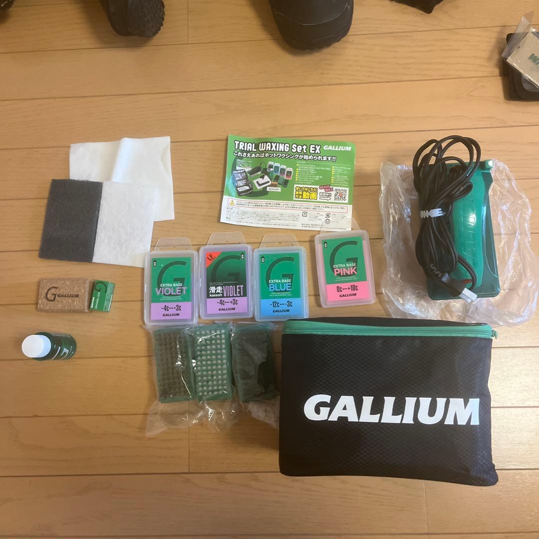 Salomon スノーボード+ビンディング小物+ウェア上下+ホットワックスセット