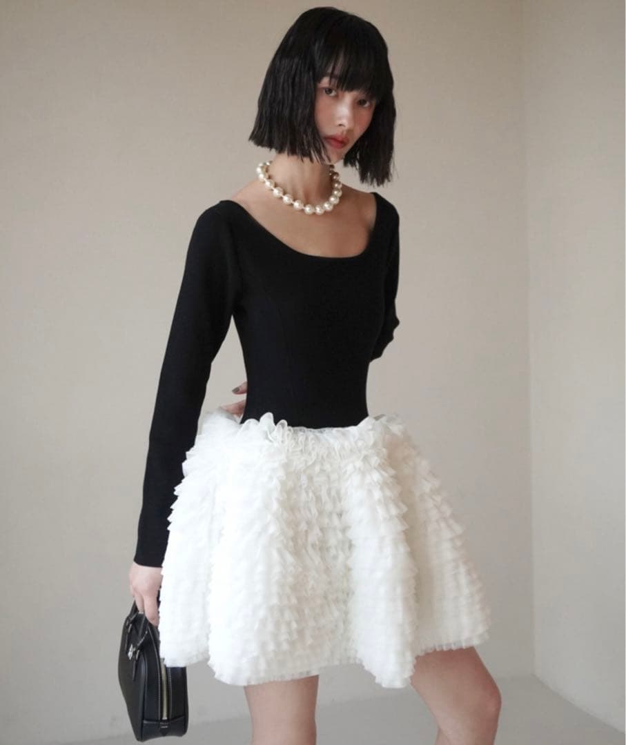 ボリュームチュールフリルニットワンピース