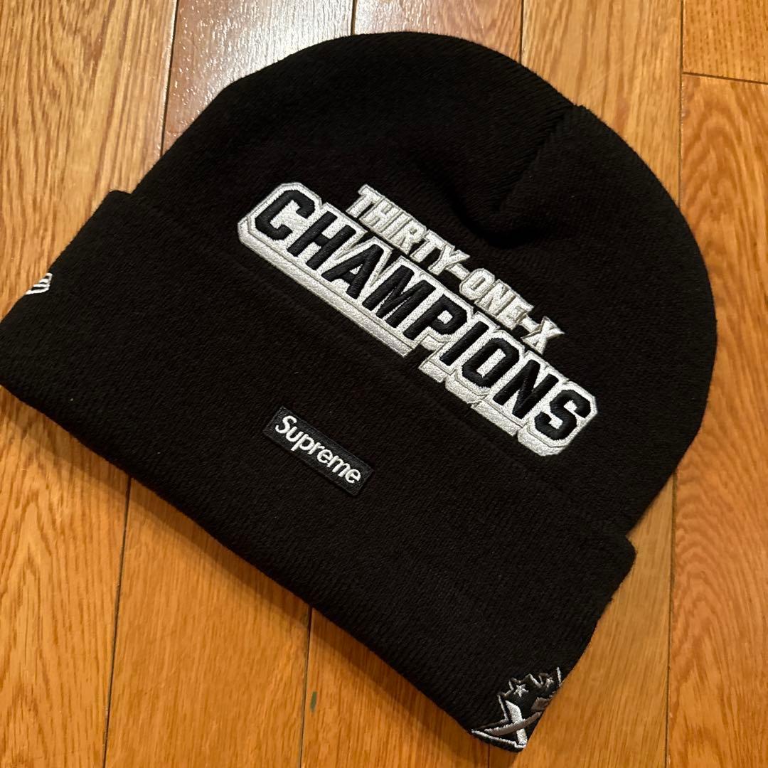 シュプリーム　supremeニューエラ Football ビーニー　黒　試着