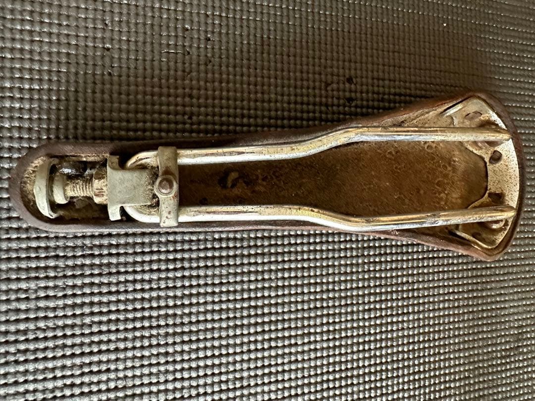 AIR BIKE エアバイク 競輪サドル