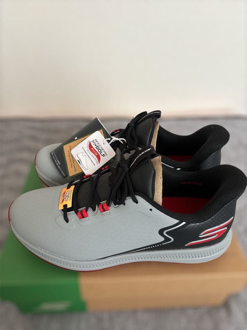 新品　SKECHERS GO GOLF グレー/ブラック/レッド 27.5㎝
