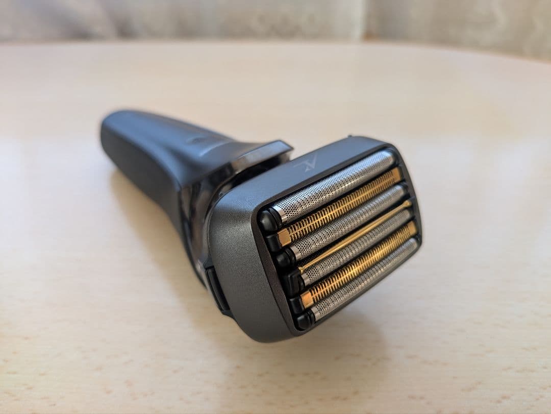 【美品】パナソニック(Panasonic) 6枚刃 ラムダッシュ ES-LS9Q