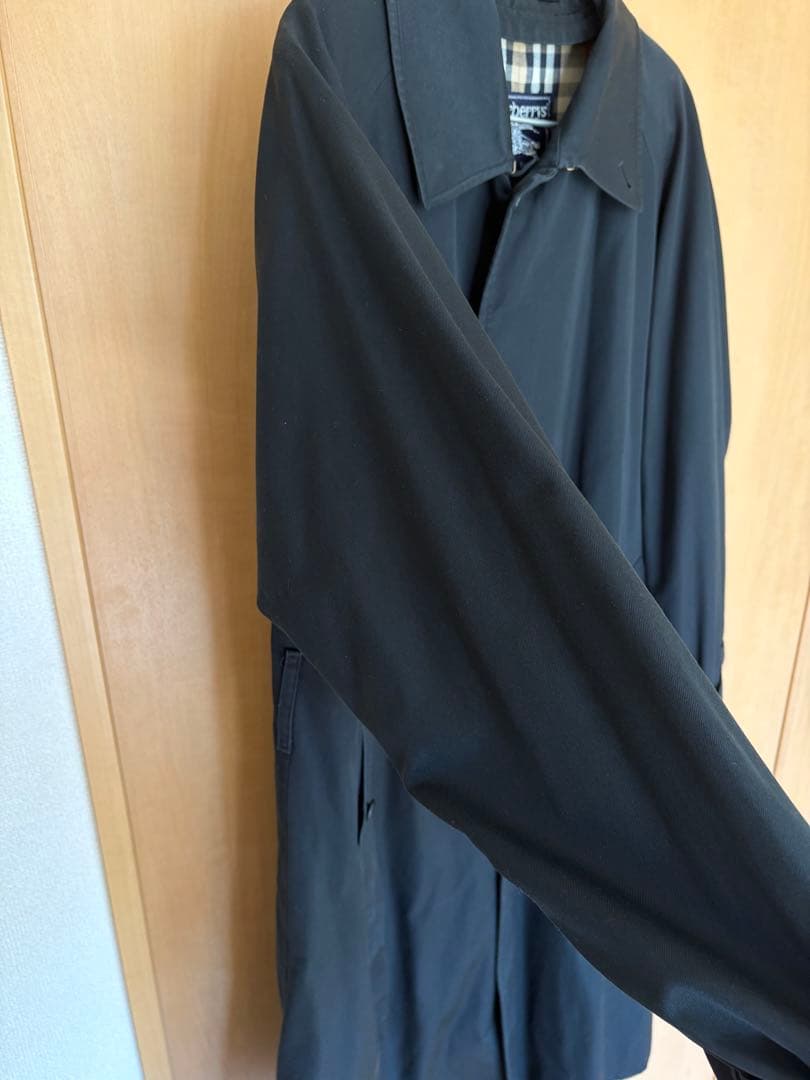 東*ク様 Burberry 一枚袖　ブラック
