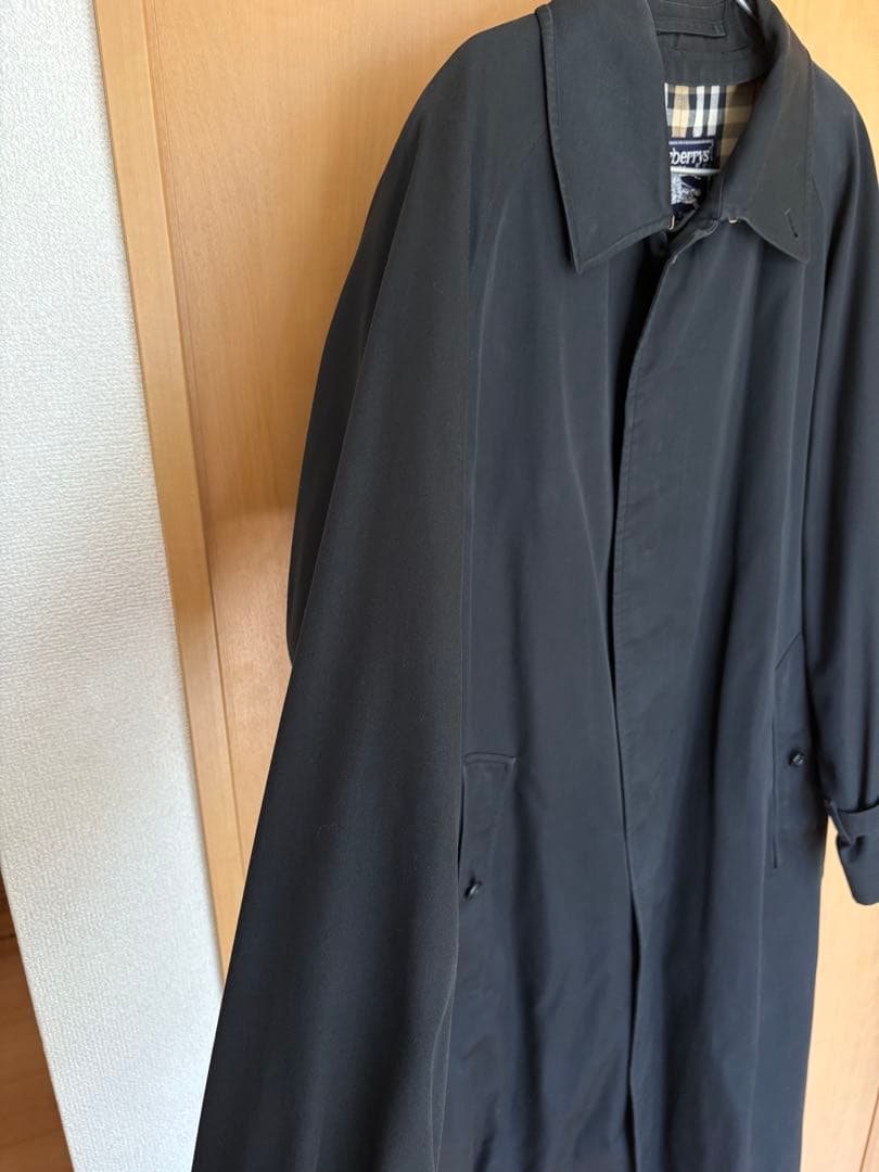 東*ク様 Burberry 一枚袖　ブラック