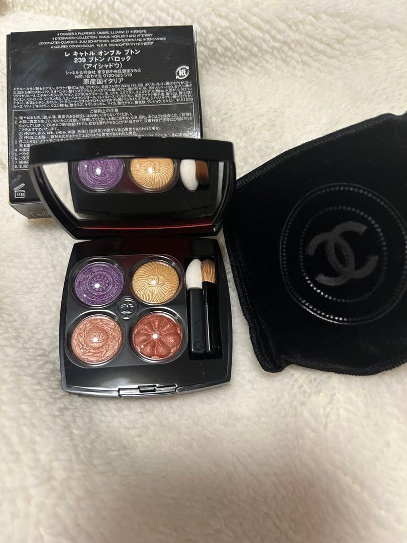 新品未使用シャネル レキャトル　オンブル　ブトン239 ブトンバロック