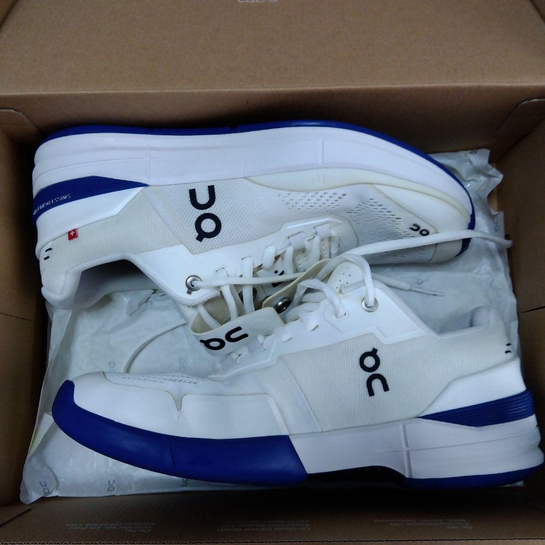 On THE ROGER Pro ２７センチ