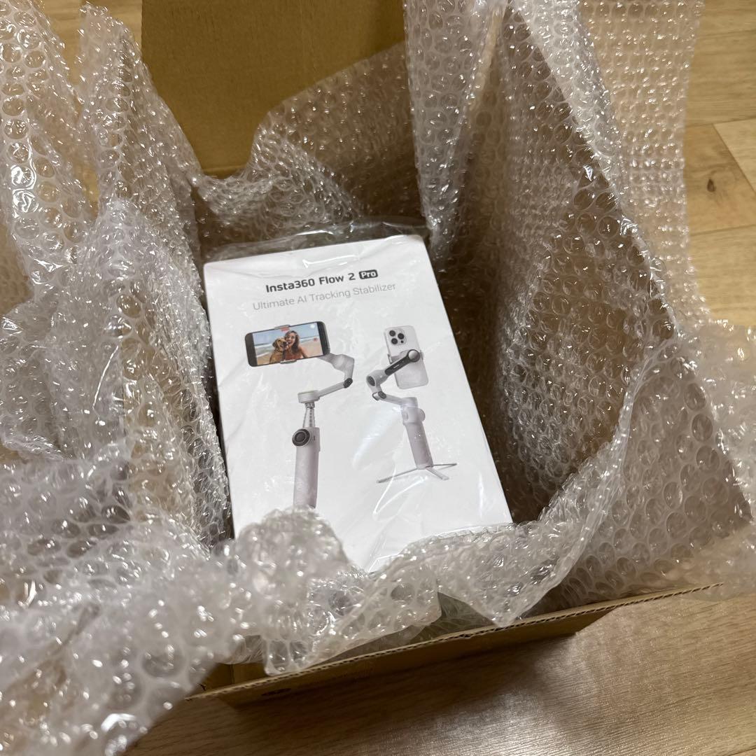 Insta360 Flow 2 Pro + 磁気スマートフォンマウント