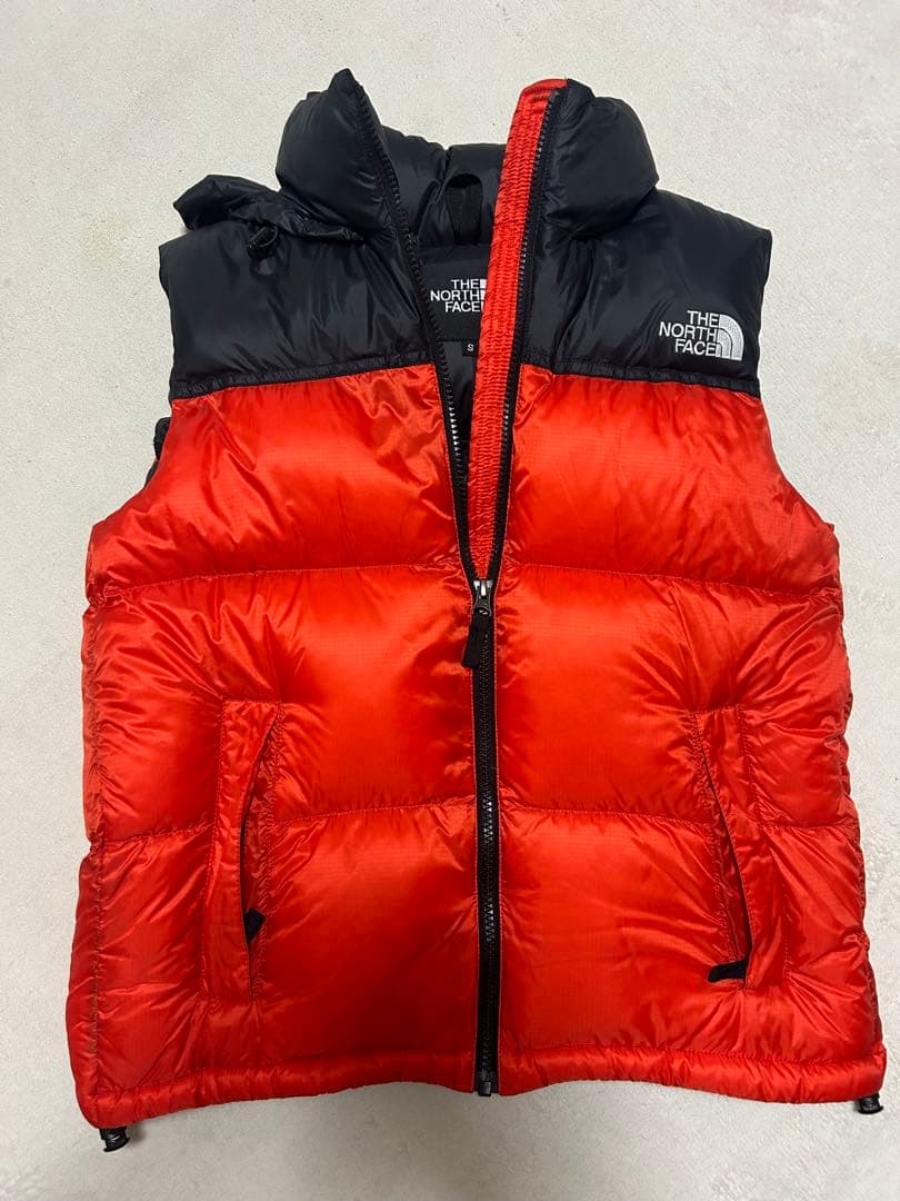 THE NORTH FACE フード付きダウンベスト S