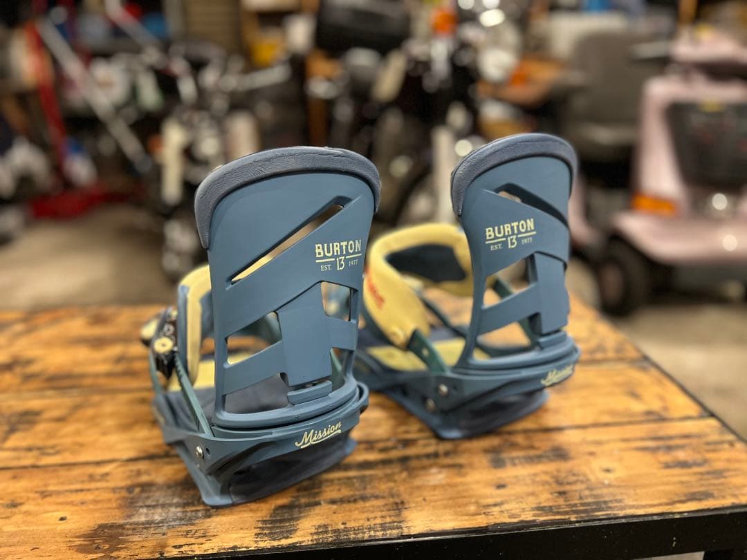 Burton Mission ムーディブルー スノーボード ビンディング M