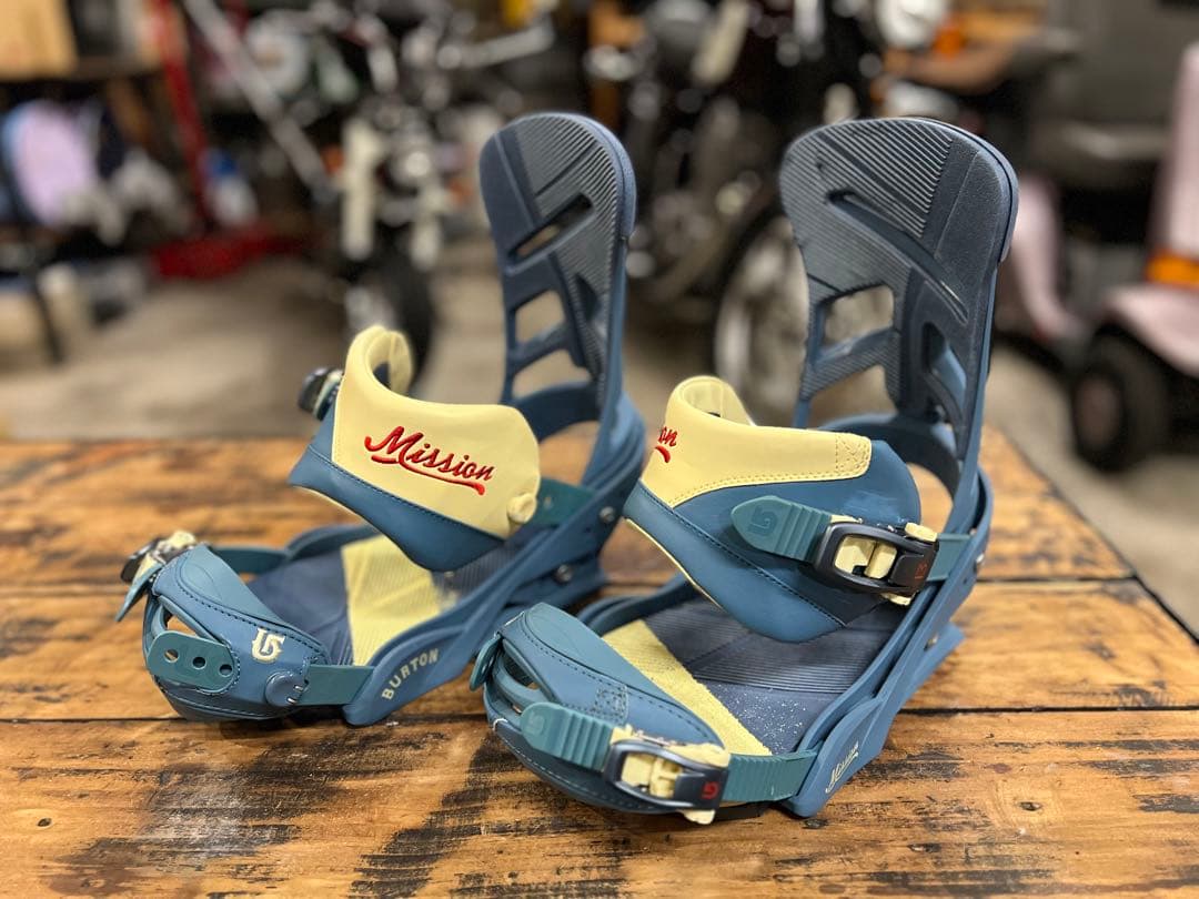 Burton Mission ムーディブルー スノーボード ビンディング M
