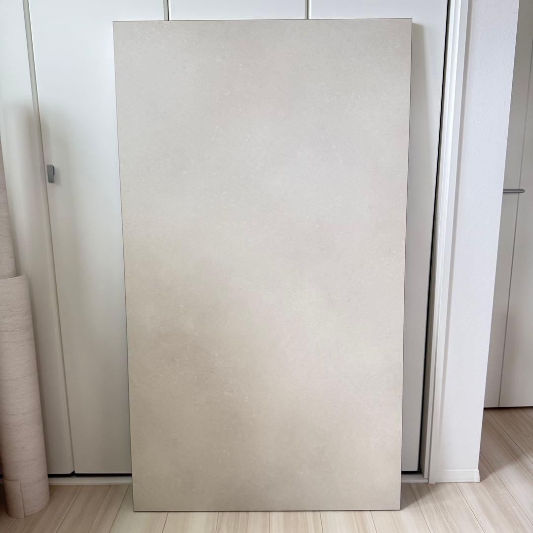 ダイニングテーブル　アイカ工業　メラミン化粧板