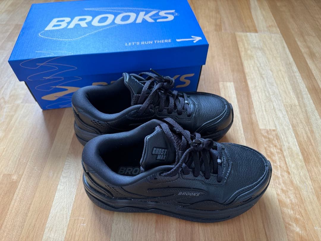 BROOKS ゴーストマックスLブラック　23.5cm GHOST MAX