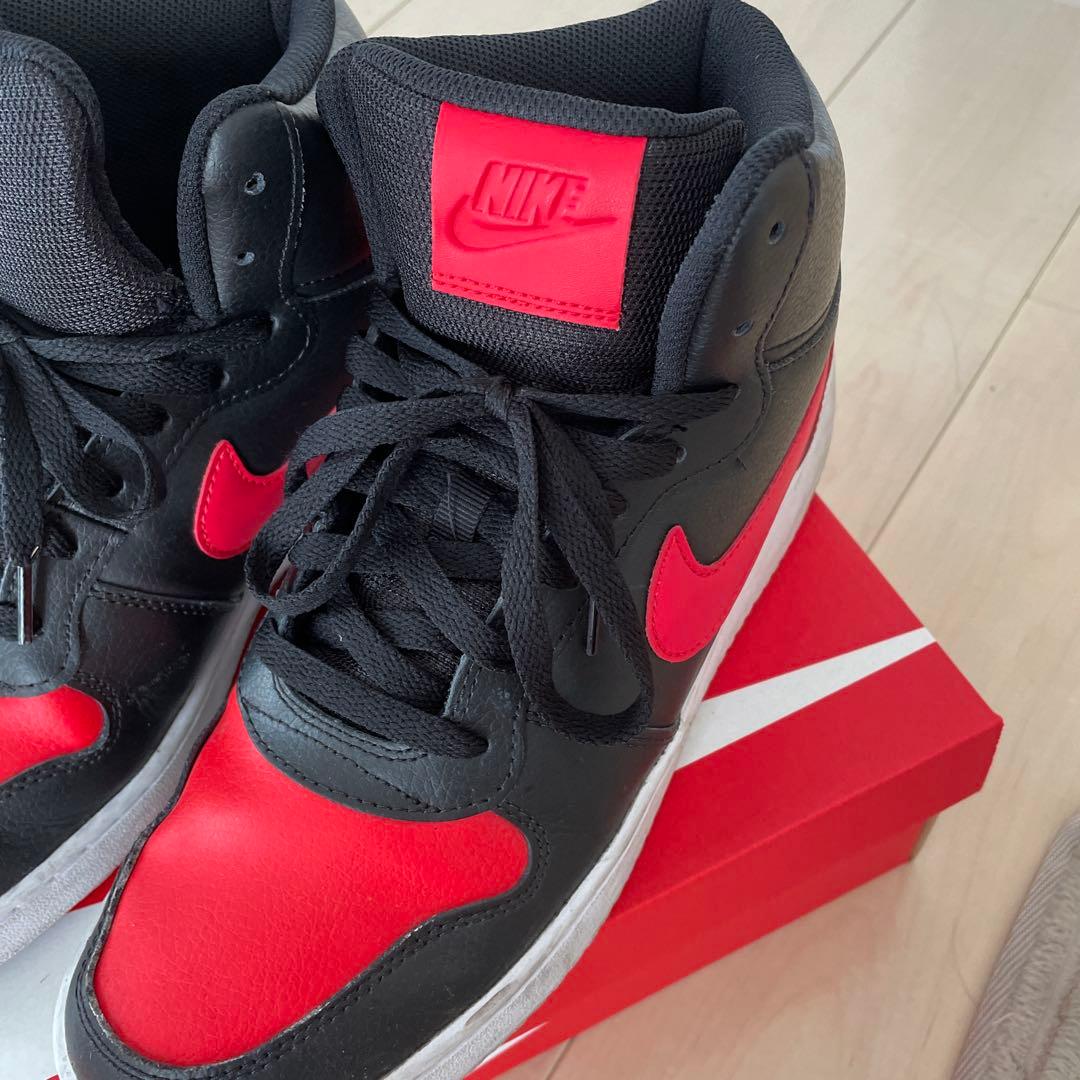 Nike 赤黒 ハイカットスニーカー - メルカリ