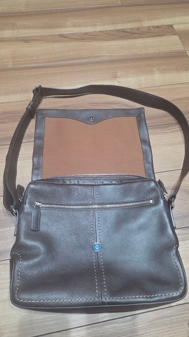 土屋鞄製造所　トーンオイル　ヌメショルダー　ダークブラウン