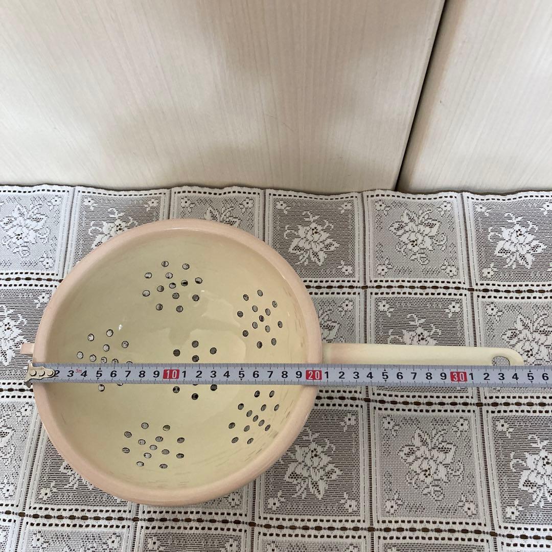 イマン　ダイアナローズ　足付片手コランダー