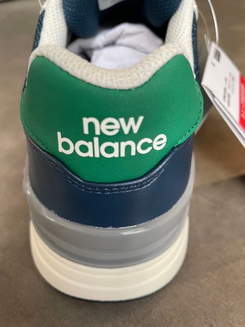 new balanceシューズ　新品未使用　24cm