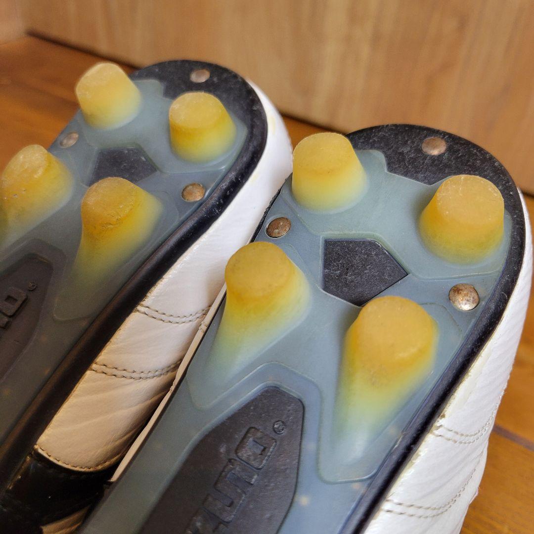 【激レア 】限定品 ミズノ 初代 モレリア UL ホワイト 26.5cm