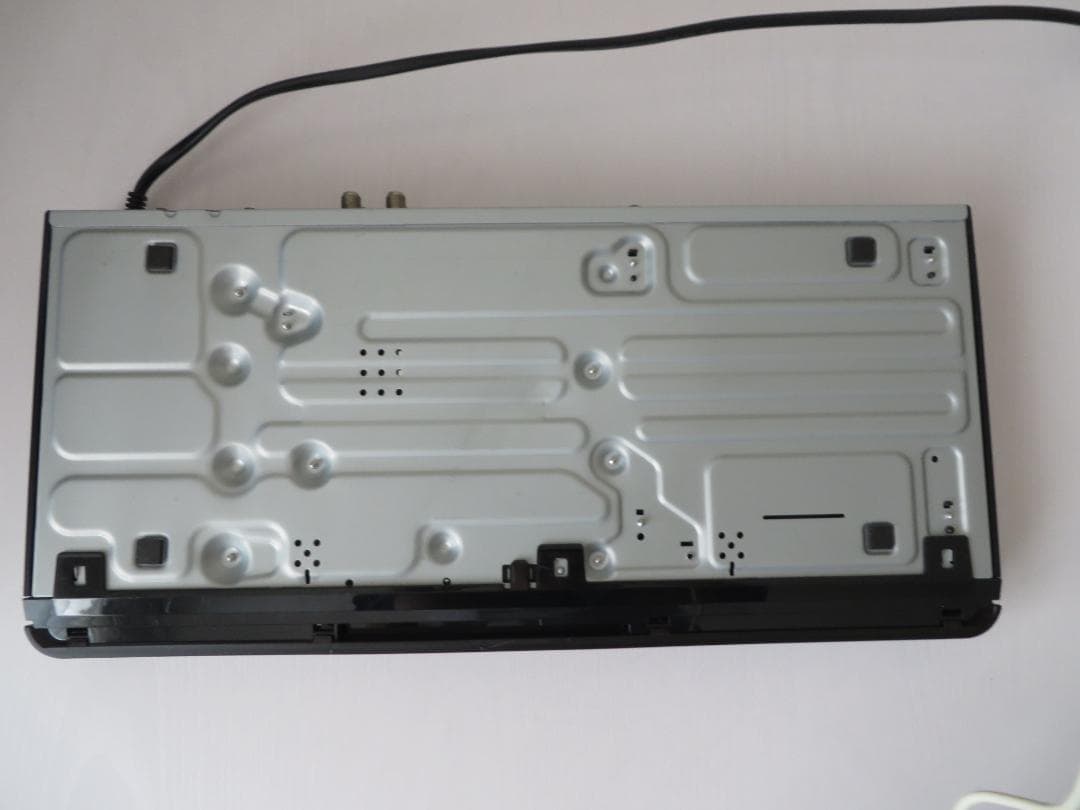 東芝ブルーレイレコーダー DBR-W507　２番組　500GB　完動美品