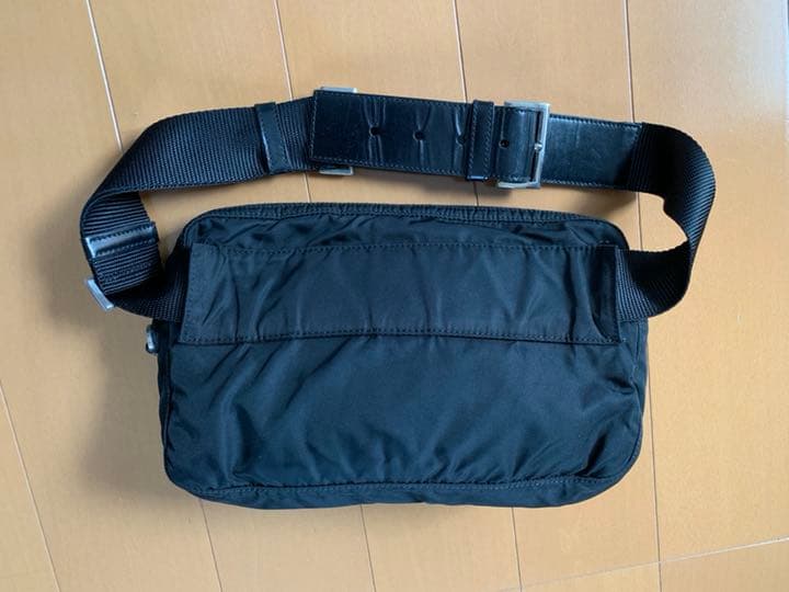 プラダ ウエストポーチ  ブラック