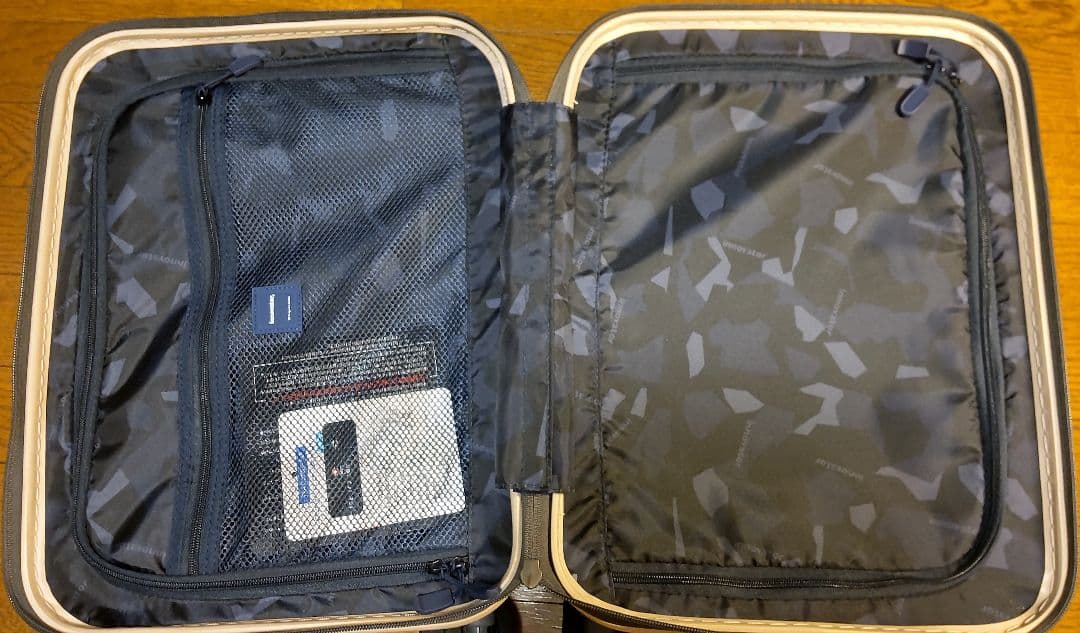 innovator 21L スーツケース バニラ イノベーター