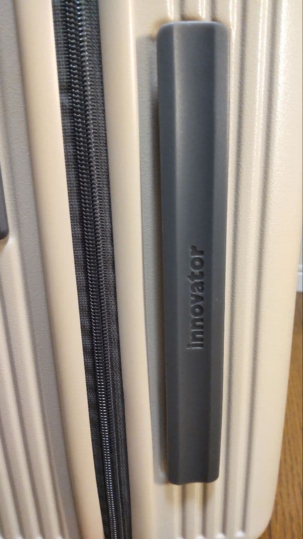 innovator 21L スーツケース バニラ イノベーター