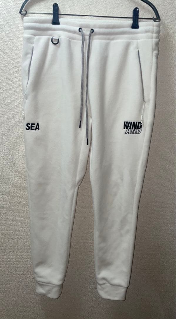 ウィンダンシー　上下　セットアップ　L 白　ポーラテック　フリース　ジョガー