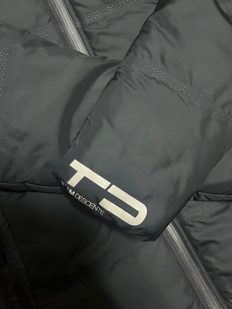 【選手支給品】【希少】 TEAM DESCENTE ダウンジャケット
