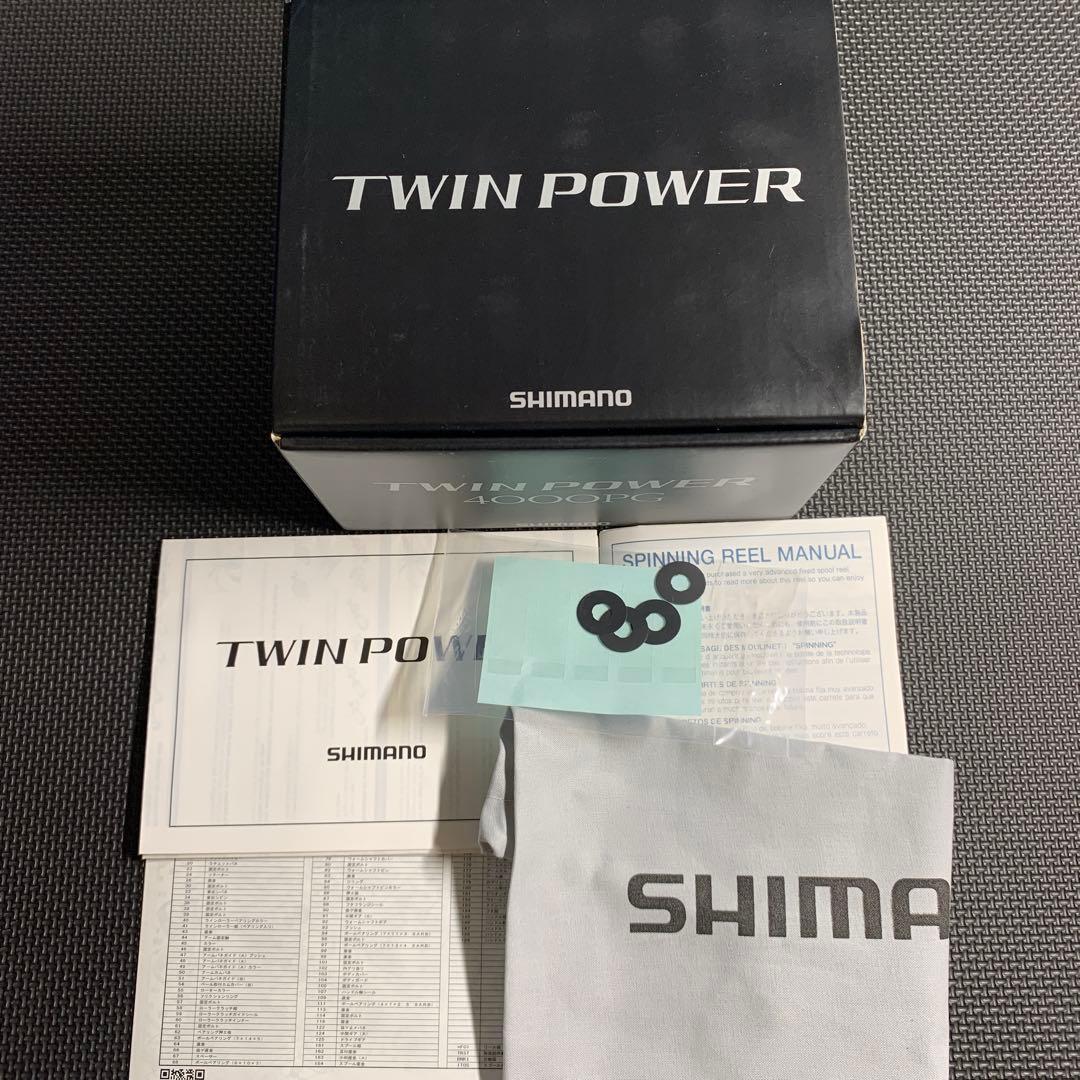 t*m様 シマノ　20 ツインパワー　4000 PG 数回使用のみ美品