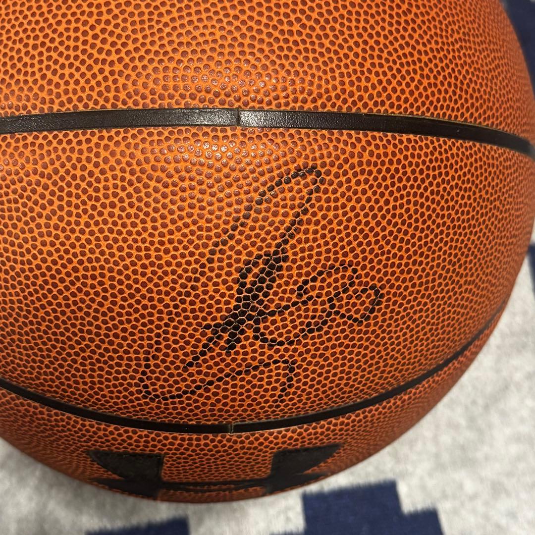 #30 Stephen Curry 直筆サイン入りバスケットボール　　カリー