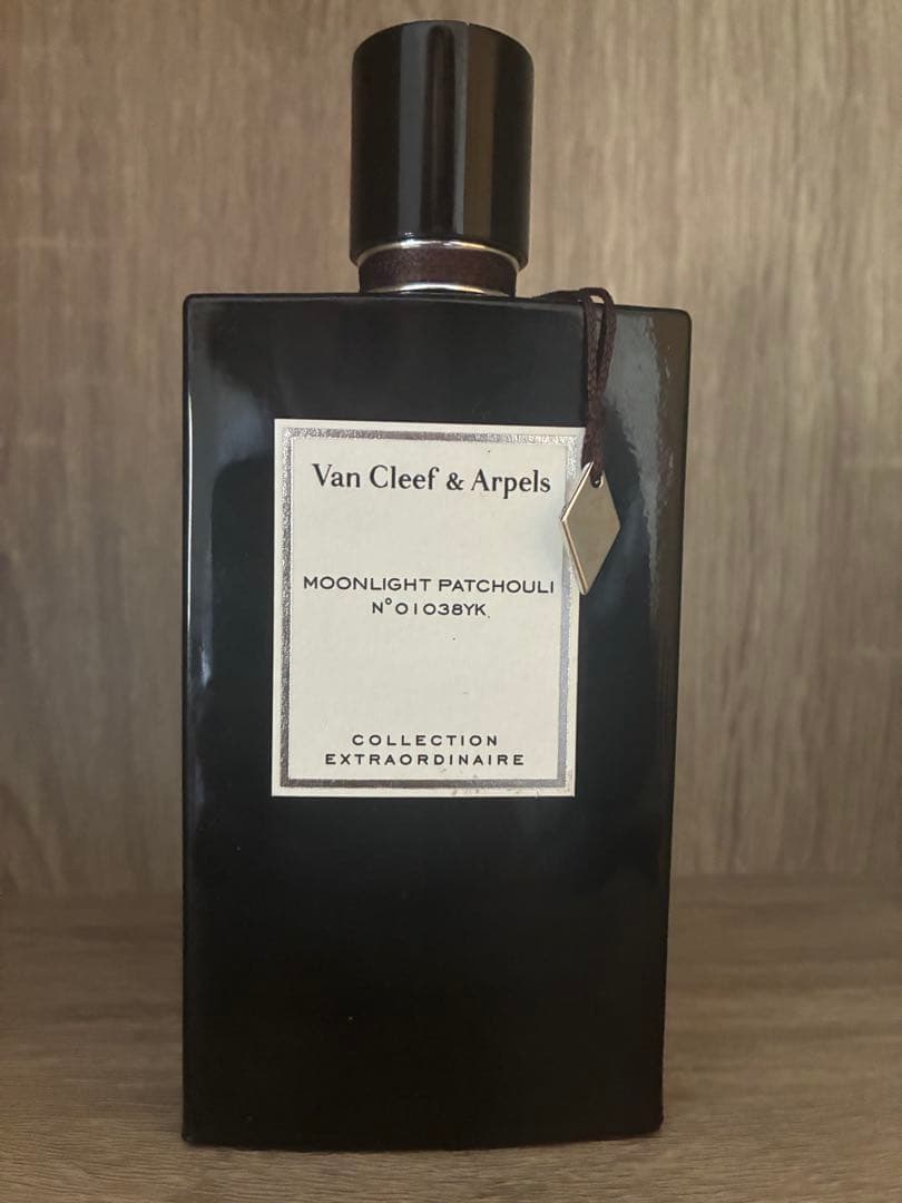 超激レア!! 希少 即完売 ヴァンクリ ムーンライト パチョリ オードパルファム