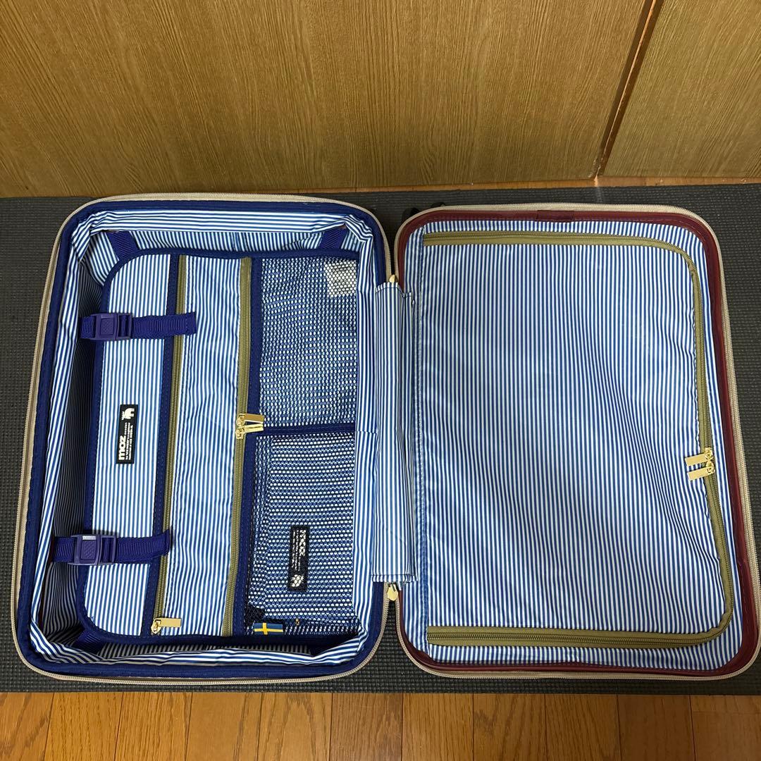 【moz】 キャリーケース ホワイト/ネイビー