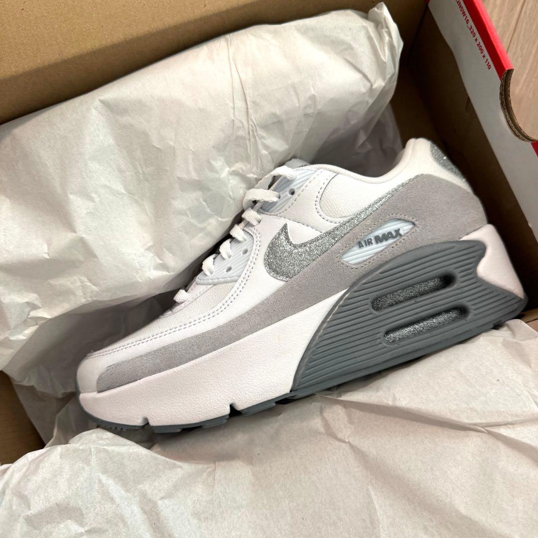 専用出品／　　　／新品NIKE エアマックス90 LV8 24