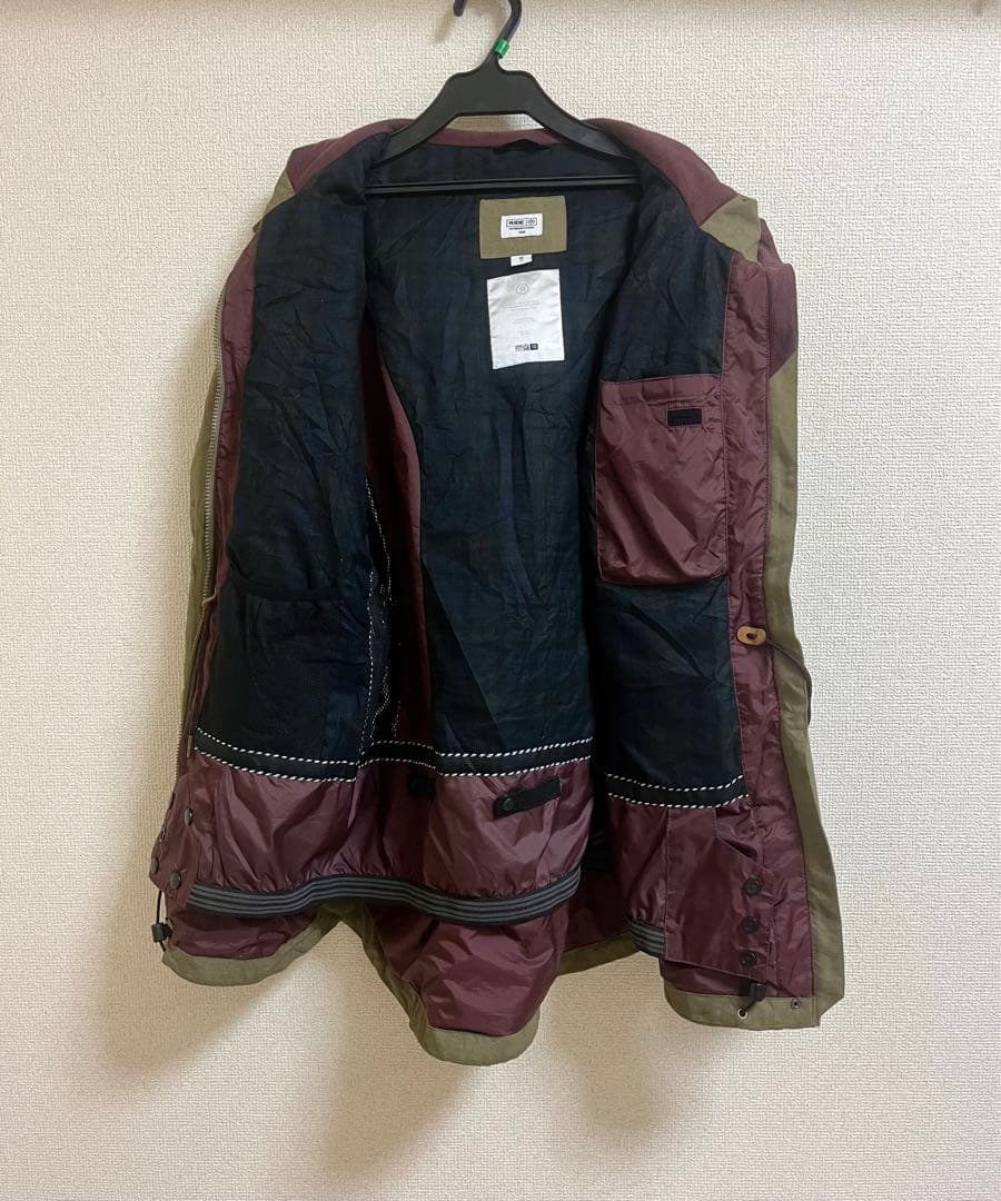 スキーウェア スノボウェア 防水 ウエストマーク 温度調整 リフト券ホルダー