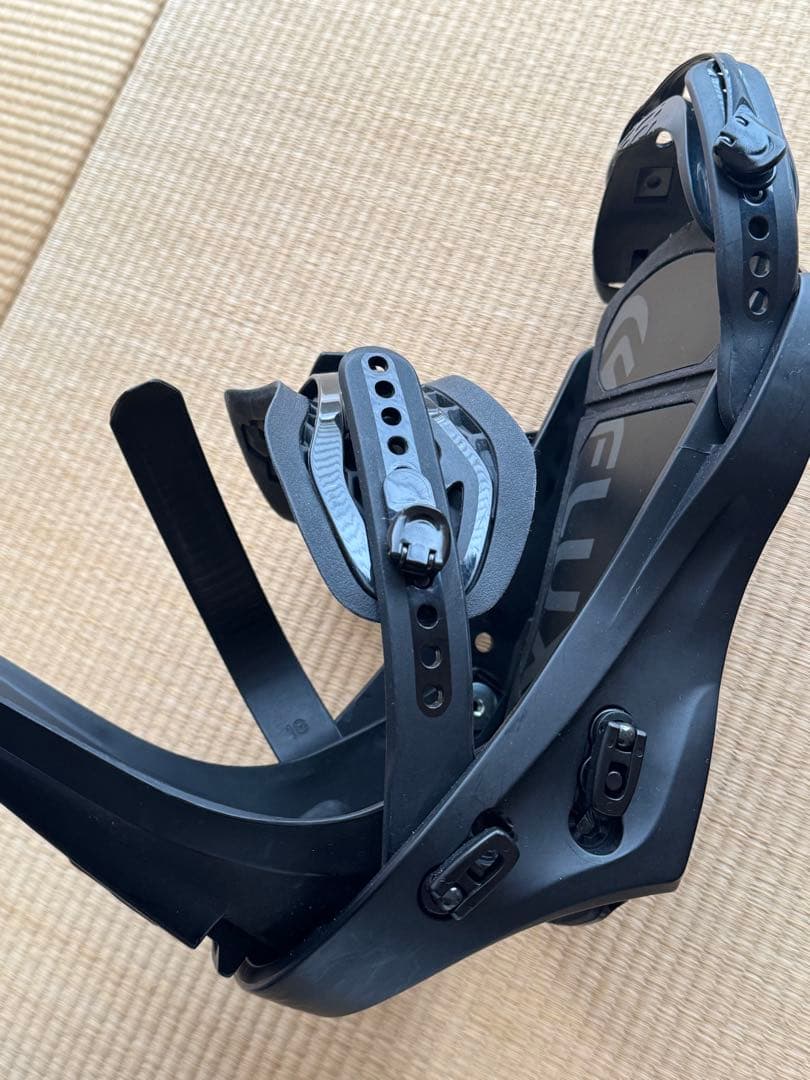 FLUX VF ブラック ビンディング