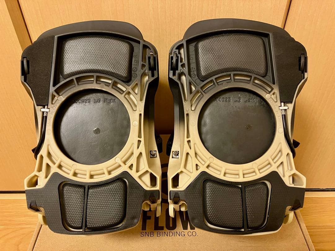 【使用2回美品】23-24 FLOW FENIX Lサイズ