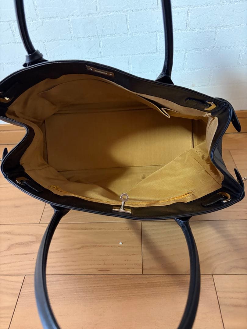 【卒入式にも！】濱野皮革工藝　クラッシーアーバントート　リカラー品　A4 肩掛け