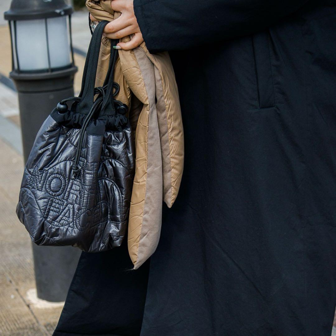 新品 ナナミカ 紺 光電子ダウンマフラー ユニセックス Down Muffler