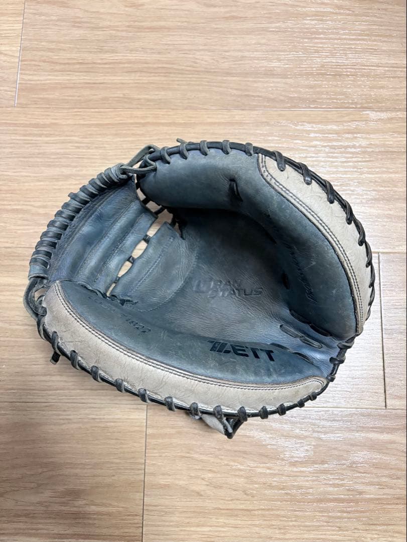 【価格交渉あり】ZETT キャッチャーミット 矢野輝弘（矢野燿大）選手モデル