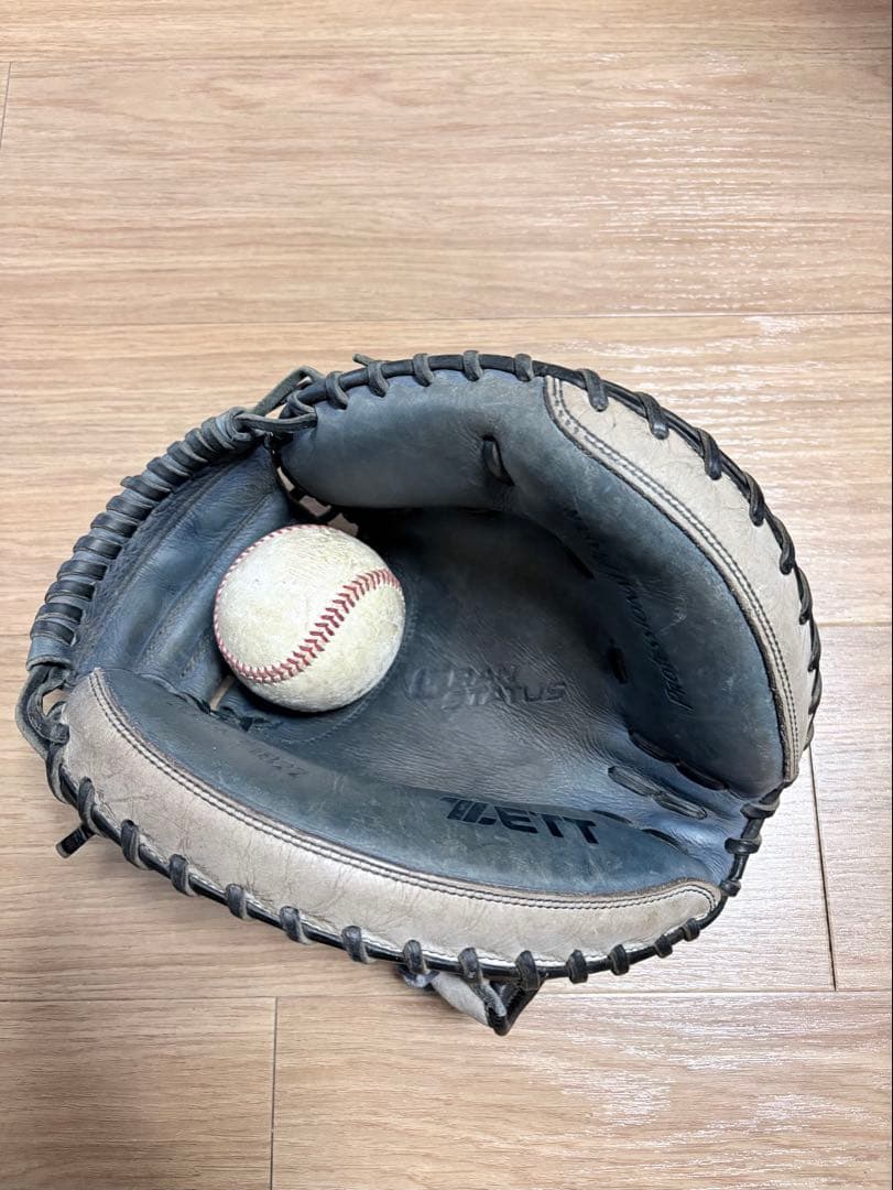 【価格交渉あり】ZETT キャッチャーミット 矢野輝弘（矢野燿大）選手モデル